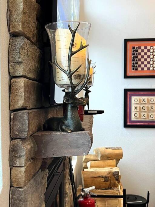 Chalet Gondola Chalet -new Luxury 5 Bdrm @ Canyon Lodge, Steam Mammoth Lakes