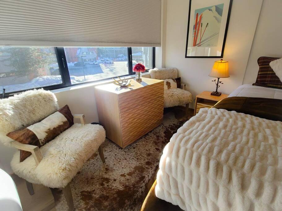 Gondola Chalet -new Luxury 5 Bdrm @ Canyon Lodge, Steam Chalet *