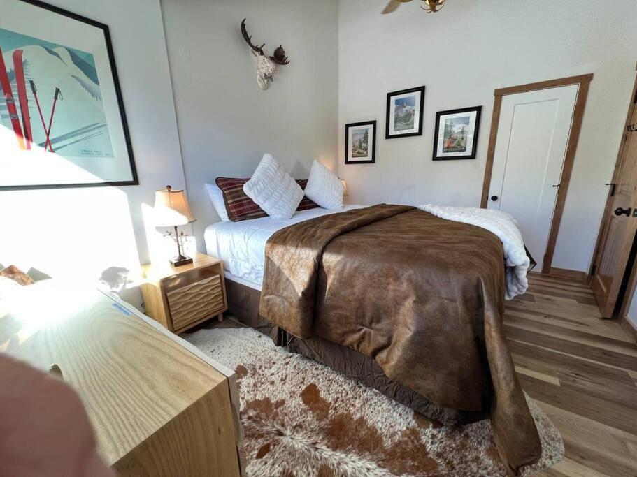 Gondola Chalet -new Luxury 5 Bdrm @ Canyon Lodge, Steam *